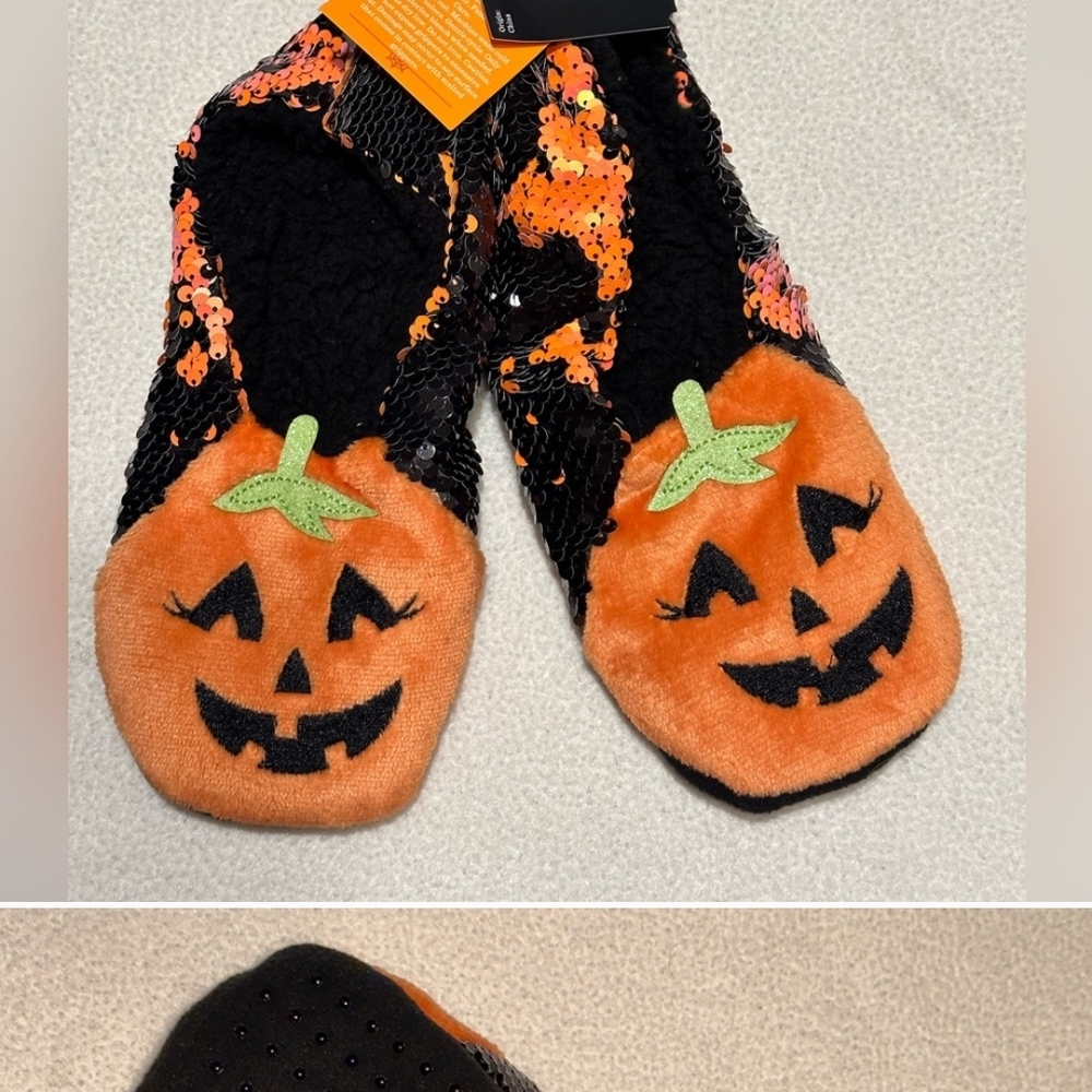 Bright Orange Plush Halloween Slippers with Pumpkin Design Size M (8-10)